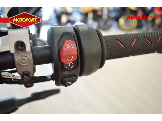 ducati - streetfighter-v4s