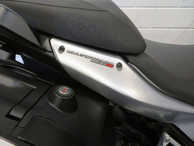 ducati - multistrada-1200-s-touring
