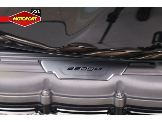 triumph - rocket-3-gt