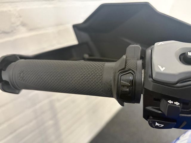 suzuki - v-strom-800