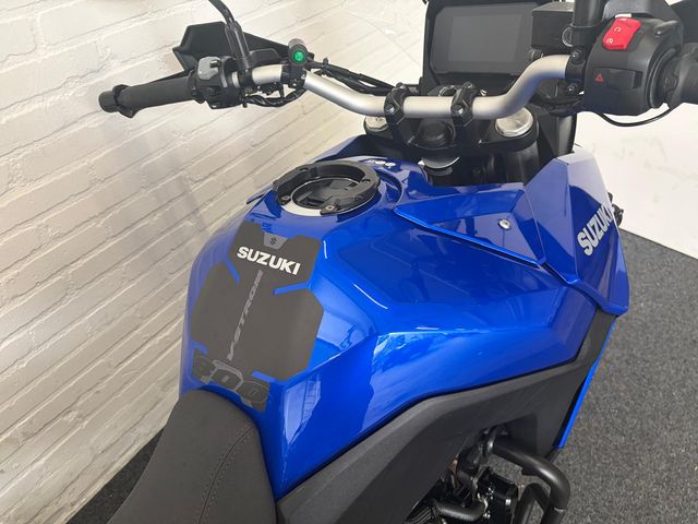 suzuki - v-strom-800
