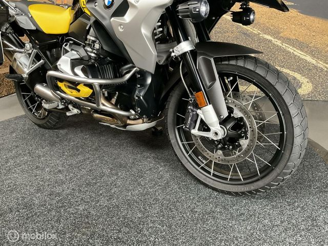 bmw - r-1250-gs-40-years-gs-edition