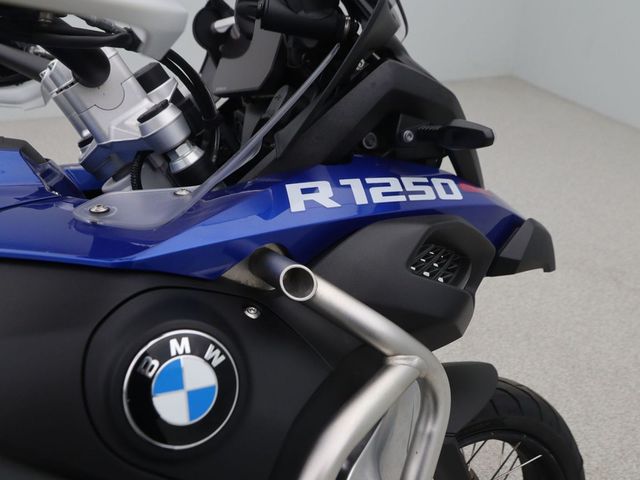 bmw - r-1250-gs-adventure