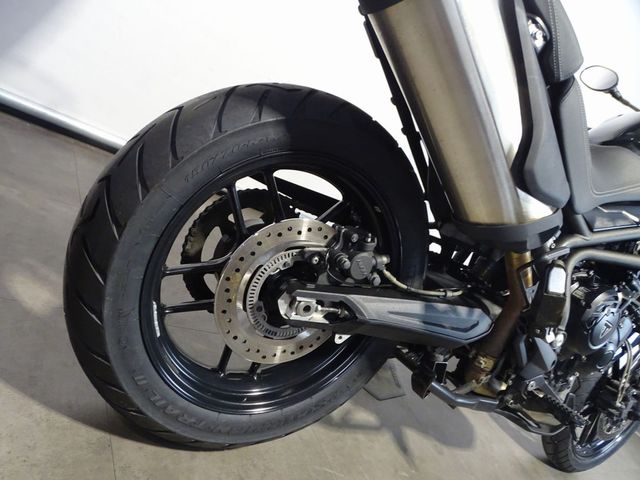 triumph - tiger-800-xrx