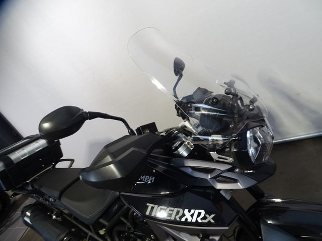 triumph - tiger-800-xrx