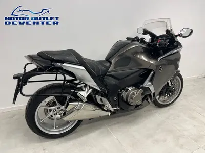 HONDA VFR 1200 F DCT C-ABS – foto 4