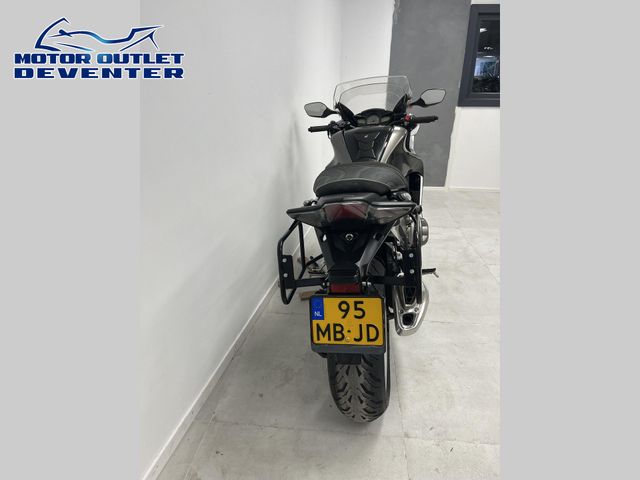 honda - vfr-1200-f-dct-c-abs