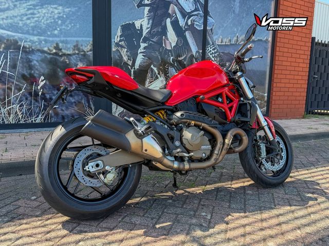 ducati - monster-821