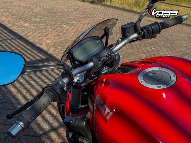 ducati - monster-821