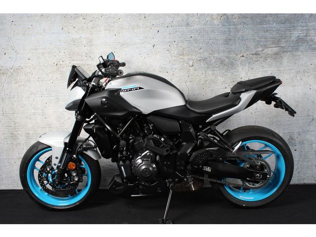 yamaha - mt-07-y-amt