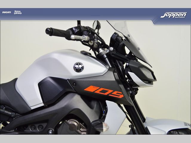 yamaha - mt-09-abs