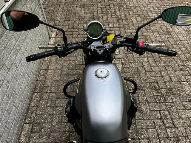 moto-guzzi - v-7