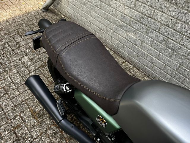 moto-guzzi - v-7