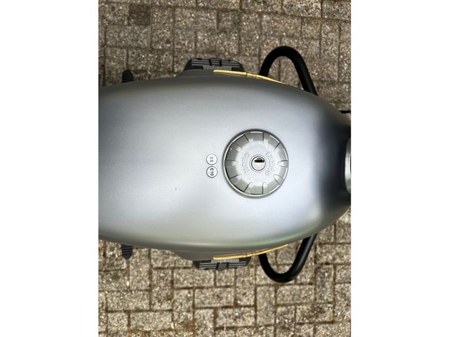 moto-guzzi - v-7