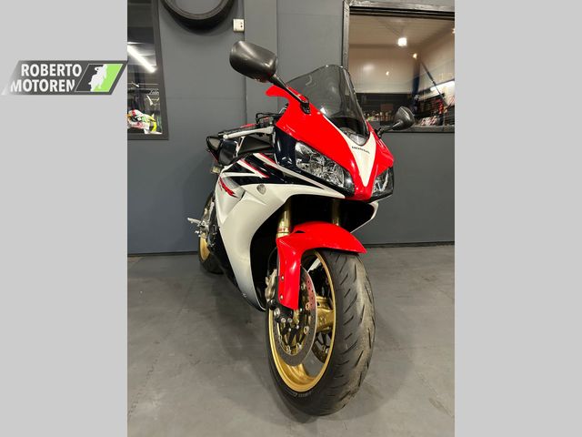 honda - cbr-1000-rr-fireblade