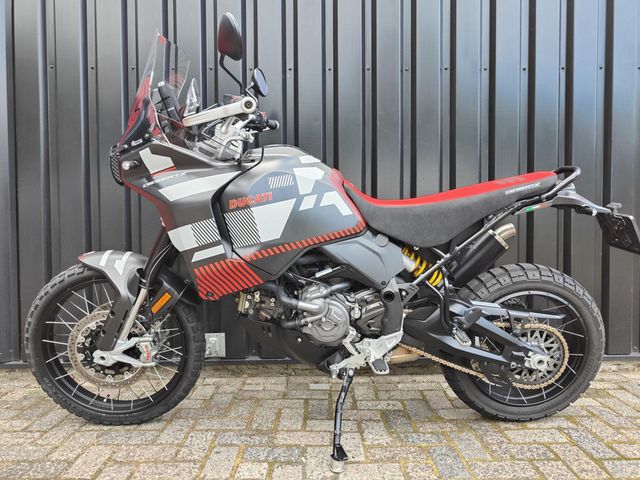 ducati - desertx