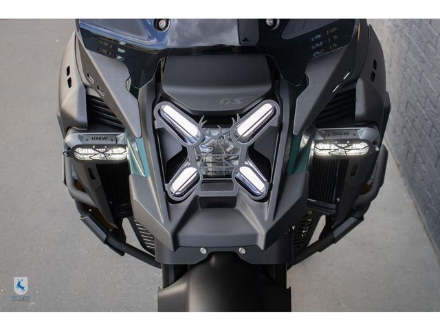 bmw - r-1300-gs-adventure