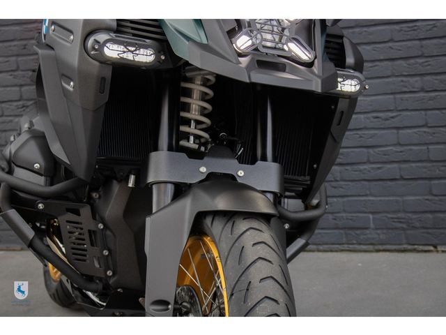 bmw - r-1300-gs-adventure