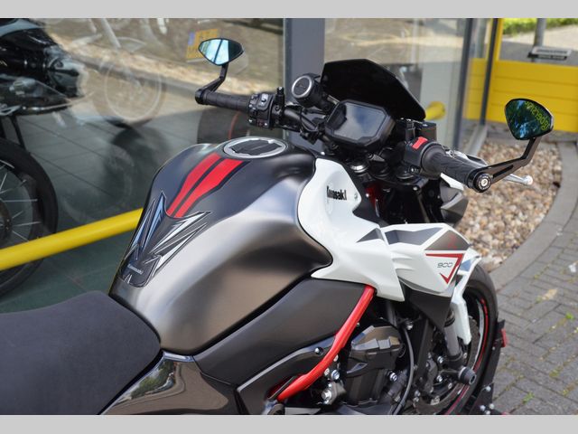 kawasaki - z900-performance