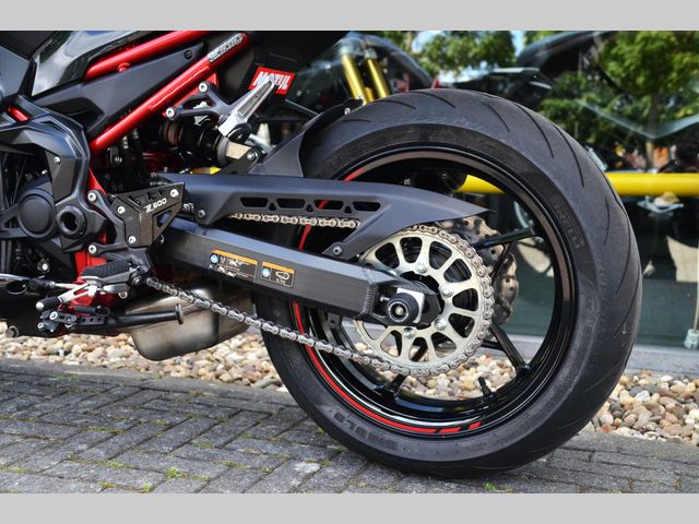 kawasaki - z900-performance