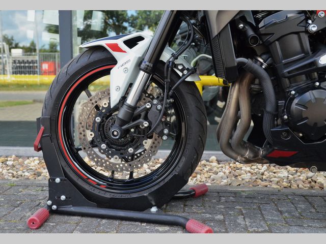 kawasaki - z900-performance