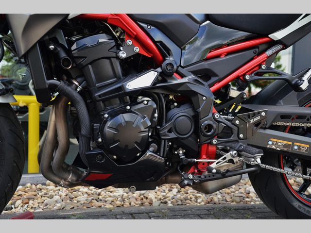 kawasaki - z900-performance