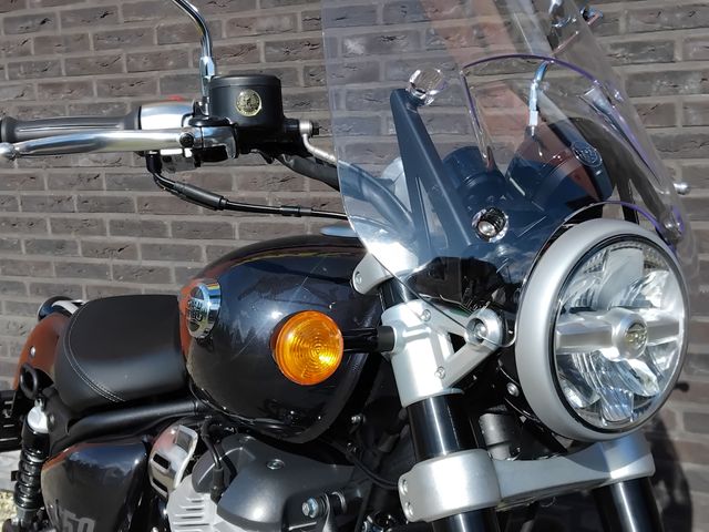 royal-enfield - super-meteor-650