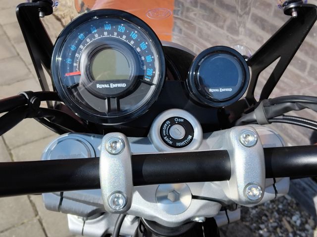 royal-enfield - super-meteor-650