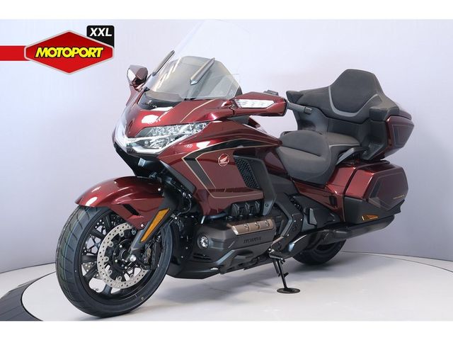 honda - gl-1800-goldwing-touring-deluxe
