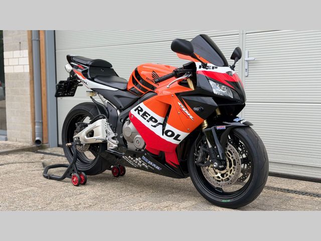 honda - cbr-600-rr