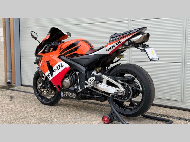 honda - cbr-600-rr