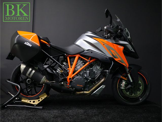ktm - 1290-super-duke-gt