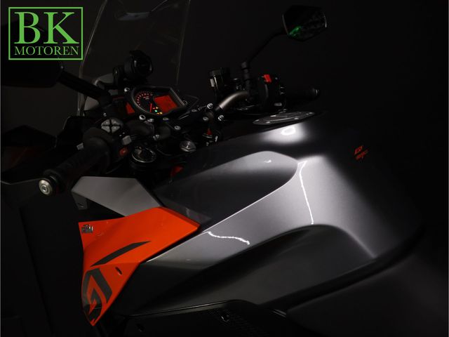 ktm - 1290-super-duke-gt