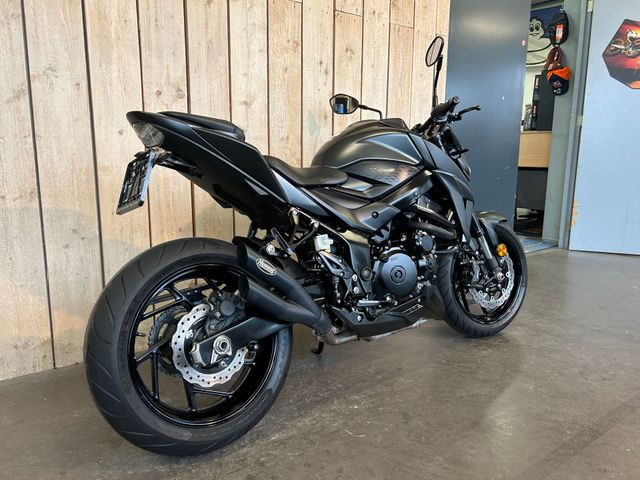 suzuki - gsx-s-750-a