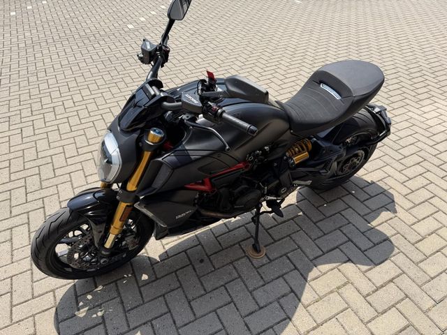 ducati - diavel-1260-s