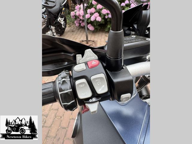 bmw - r-1200-gs-lc-adventure