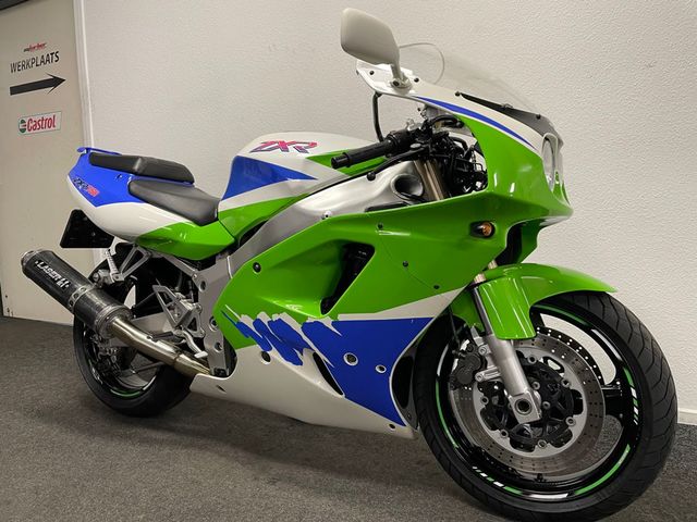 kawasaki - zxr-750