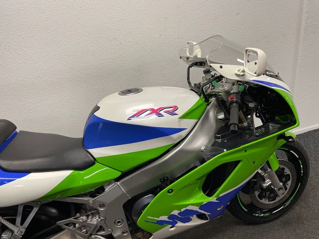 kawasaki - zxr-750