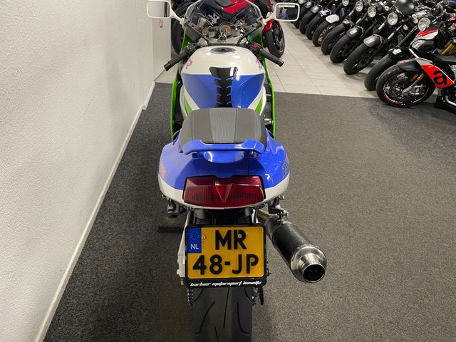 kawasaki - zxr-750
