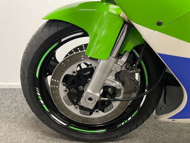 kawasaki - zxr-750