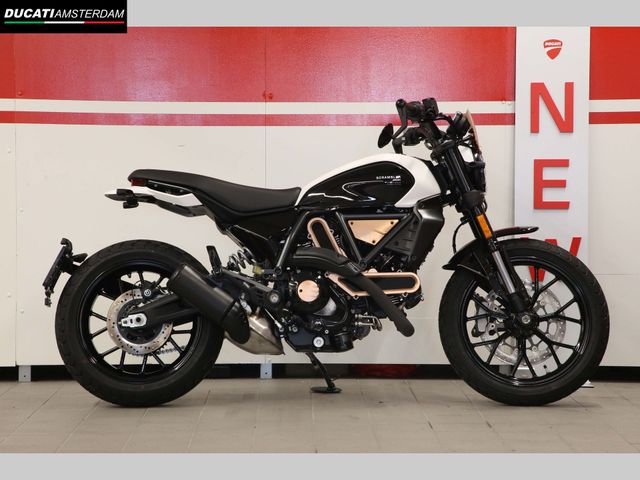 ducati - scrambler-ducati-10-anniversario-rizoma-edition