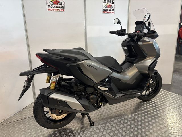 honda - adv-350