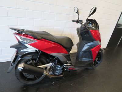 SYM SYMPHONY ST 125 – foto 3