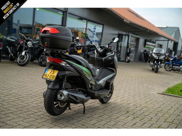 kawasaki - j-300