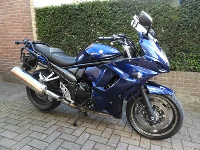 SUZUKI GSX 1250 FA – foto 2
