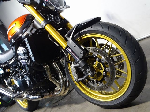 kawasaki - z900rs-se
