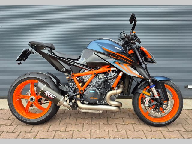 ktm - 1290-super-duke-r-evo