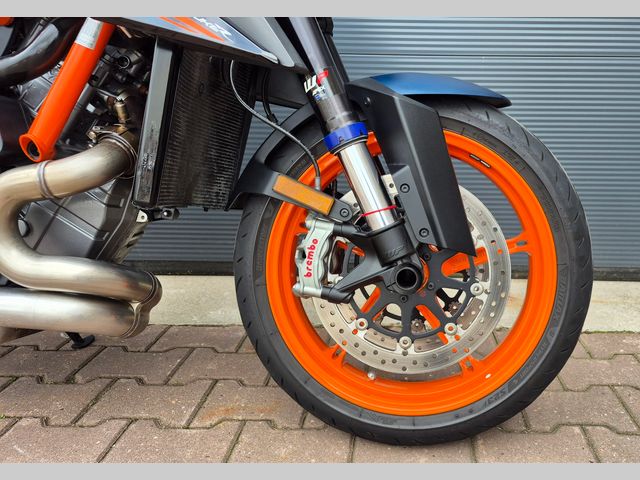 ktm - 1290-super-duke-r-evo