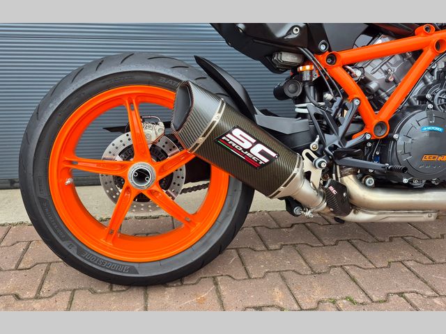 ktm - 1290-super-duke-r-evo