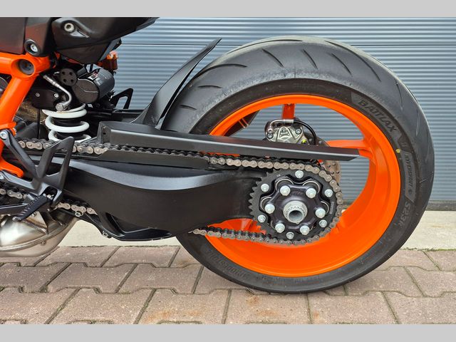 ktm - 1290-super-duke-r-evo